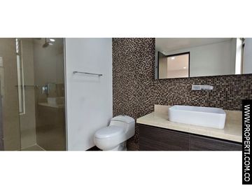 Apartamento en Arriendo Lalinde Medellin