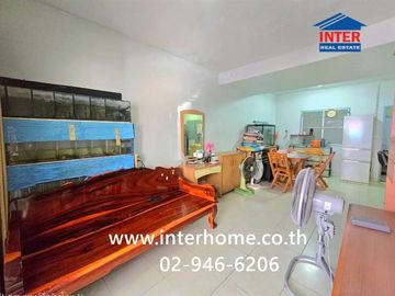 Two-story townhome, 17.4 sq.wah, Pruksa 59/1 Sukhumvit-Bang Pu Village, near BTS Keha Samut Prakan, Soi Tesaban Bang Pu 59, Sukhumvit Road, Mueang Sam