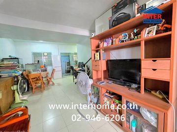 Two-story townhome, 17.4 sq.wah, Pruksa 59/1 Sukhumvit-Bang Pu Village, near BTS Keha Samut Prakan, Soi Tesaban Bang Pu 59, Sukhumvit Road, Mueang Sam