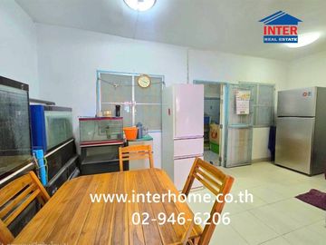 Two-story townhome, 17.4 sq.wah, Pruksa 59/1 Sukhumvit-Bang Pu Village, near BTS Keha Samut Prakan, Soi Tesaban Bang Pu 59, Sukhumvit Road, Mueang Sam