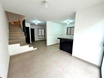 CASA EN VENTA EN ALTRYSA, GARCIA, N.L.