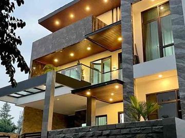 MODERN HOUSE!! Siap Huni, Lingkungan nyaman Berlokasi di Pondok Cabe udik