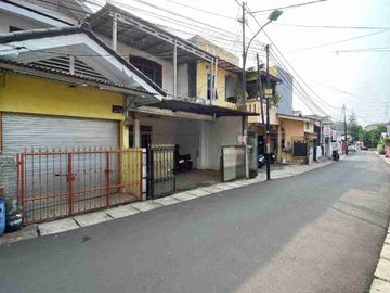 Rumah Pinggir Jalan Cocok untuk usaha dan Kost