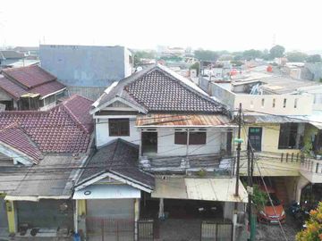 Rumah Pinggir Jalan Cocok untuk usaha dan Kost