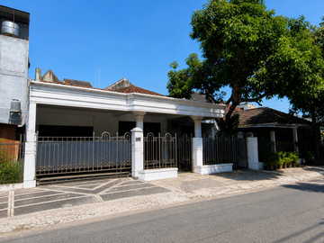Rumah Luas 2 Lantai Sawojajar Kota Malang 2M an Furnished dan Interior Kayu Jati