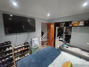 Casa En Venta 4dorm. Y 3baños Ampliable Calahorra, Las Condes, Las Condes