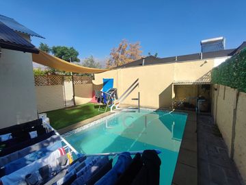 Casa En Venta 4dorm. Y 3baños Ampliable Calahorra, Las Condes, Las Condes