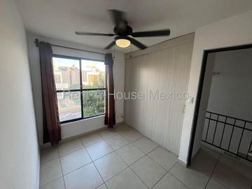 Puertas de San Miguel - RENTA. Casa de 2 recámaras