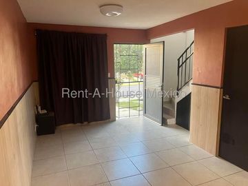 Puertas de San Miguel - RENTA. Casa de 2 recámaras