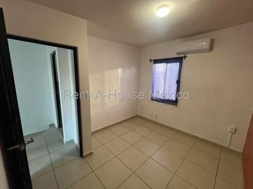 Puertas de San Miguel - RENTA. Casa de 2 recámaras