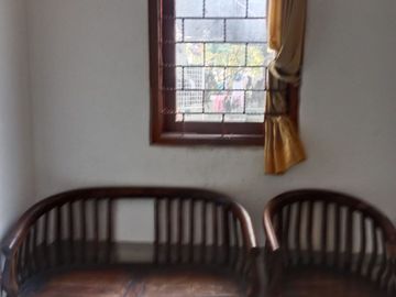 Dijual rumah kosan aktif di jalan utama, pondok Pekayon indah.
