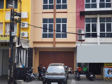Jual Ruko Taman Ratu, Kebon Jeruk Jakarta Barat - 3 Lantai LB 210 m² SHM, Jalan Utama Cocok Usaha & Investasi