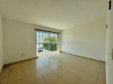 RENTA. Casa con amenidades y 3 recámaras - El Mirador