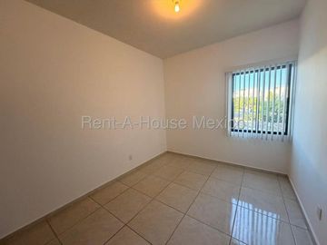 RENTA. Casa con amenidades y 3 recámaras - El Mirador