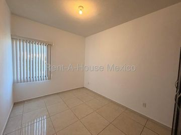 RENTA. Casa con amenidades y 3 recámaras - El Mirador