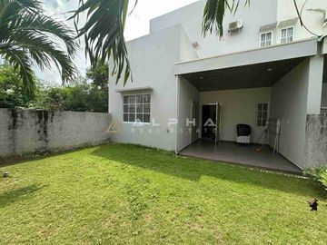 Dijual Rumah 2,5 Lantai Beverly Green Avenue, Batam Center