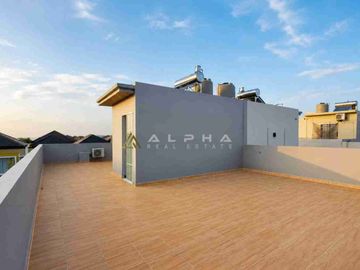 Dijual Rumah 2,5 Lantai Beverly Green Avenue, Batam Center