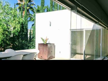 RENTA DE CASA EN JURICA PRIVADA REGENCY moderna