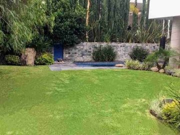 RENTA DE CASA EN JURICA PRIVADA REGENCY moderna