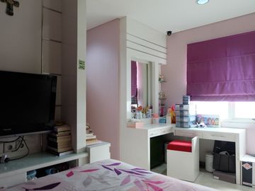Di jual unit royal mediterania garden (2br), best view
