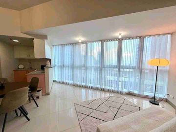 1BR Uptown Parksuites T2