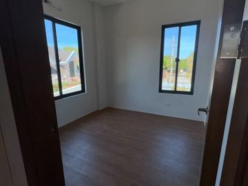 UPSCALE 4-BEDROOM HOME FOR SALE | Solen Residences, Greenfield, Santa Rosa, Laguna