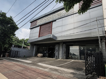 DIJUAL / DISEWAKAN – Gedung Komersial di Jl. Pramuka Raya, Jakarta Pusat