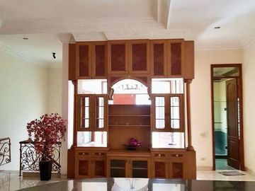 RUMAH MEWAH 3LT HOOK DI VILLA PERMATA GADING KELAPA GADING JAKARTA UTARA