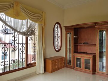 RUMAH MEWAH 3LT HOOK DI VILLA PERMATA GADING KELAPA GADING JAKARTA UTARA