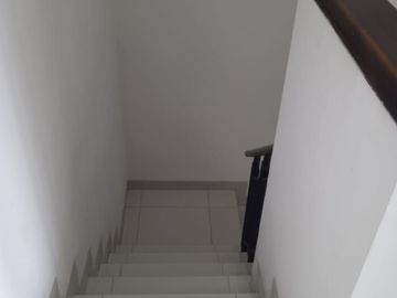 P Cty Disewakan Rumah 6X15 Kosongan Min, 2 Thn di Green Lake City