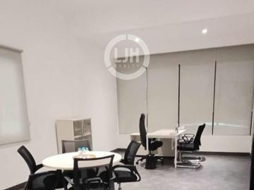 Disewakan Ruang Usaha di Kebayoran Baru Jakarta Selatan Furnished