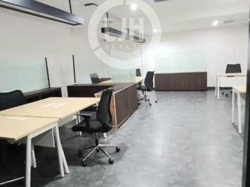 Disewakan Ruang Usaha di Kebayoran Baru Jakarta Selatan Furnished