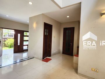 DISEWAKAN RUMAH CLUSTER DI PUSAT BISNIS SOLO BARU
