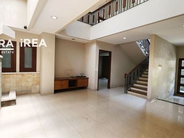 DISEWAKAN RUMAH CLUSTER DI PUSAT BISNIS SOLO BARU