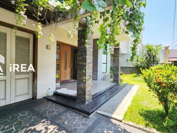 DISEWAKAN RUMAH CLUSTER DI PUSAT BISNIS SOLO BARU