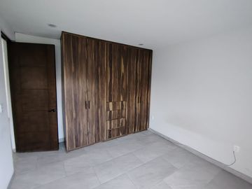 RENTA DE CASA EN VALLES DEL MOLINO B ZONA NORTE