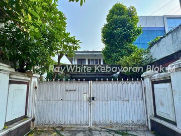 Rumah di Jual di jalan Kemang Selatan Raya