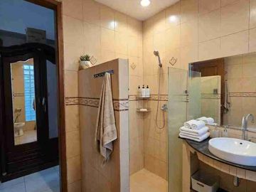 Rumah sunter mas 2 lt luas 145m