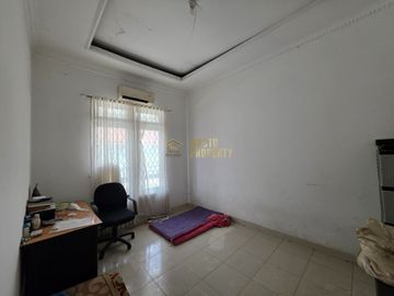 Rumah Luas Siap Huni di Tegal Parang, Jakarta Selatan