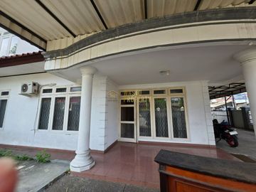 Rumah Luas Siap Huni di Tegal Parang, Jakarta Selatan