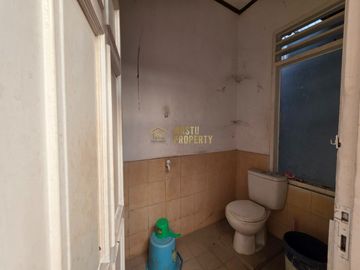 Rumah Luas Siap Huni di Tegal Parang, Jakarta Selatan