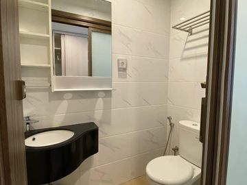 DISEWAKAN APARTEMEN SKY HOUSE ALAM SUTERA LT.32