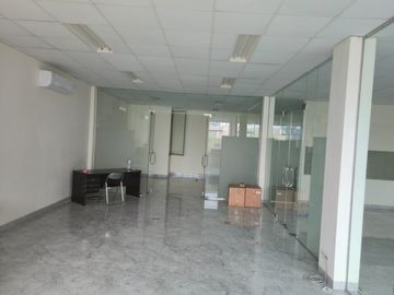 DIJUAL 2 UNIT RUKAN GANDENG — GADING KIRANA, JL BOULEVARD ARTHA GADING