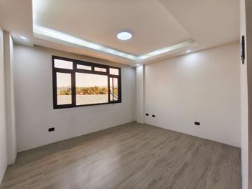 3 Storey RFO Townhouse for Sale in Mayamot Antipolo | 3BR 2-Car Garage -AJCE
