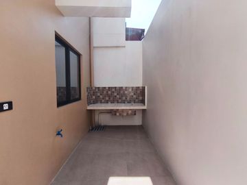 3 Storey RFO Townhouse for Sale in Mayamot Antipolo | 3BR 2-Car Garage -AJCE