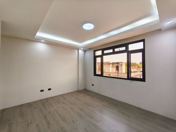 3 Storey RFO Townhouse for Sale in Mayamot Antipolo | 3BR 2-Car Garage -AJCE