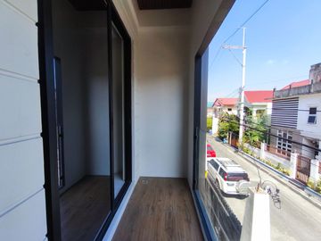 3 Storey RFO Townhouse for Sale in Mayamot Antipolo | 3BR 2-Car Garage -AJCE