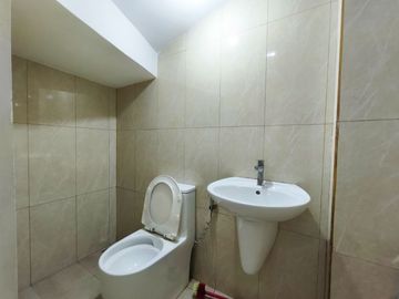 3 Storey RFO Townhouse for Sale in Mayamot Antipolo | 3BR 2-Car Garage -AJCE
