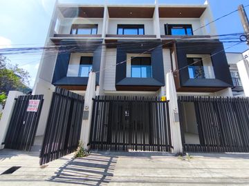 3 Storey RFO Townhouse for Sale in Mayamot Antipolo | 3BR 2-Car Garage -AJCE
