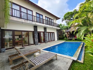 Dijual Villa di Ungasan Kuta Selatan